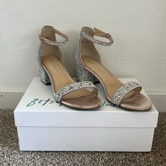 Betsey Johnson Mari Champagne Heels - Picture 2 of 7
